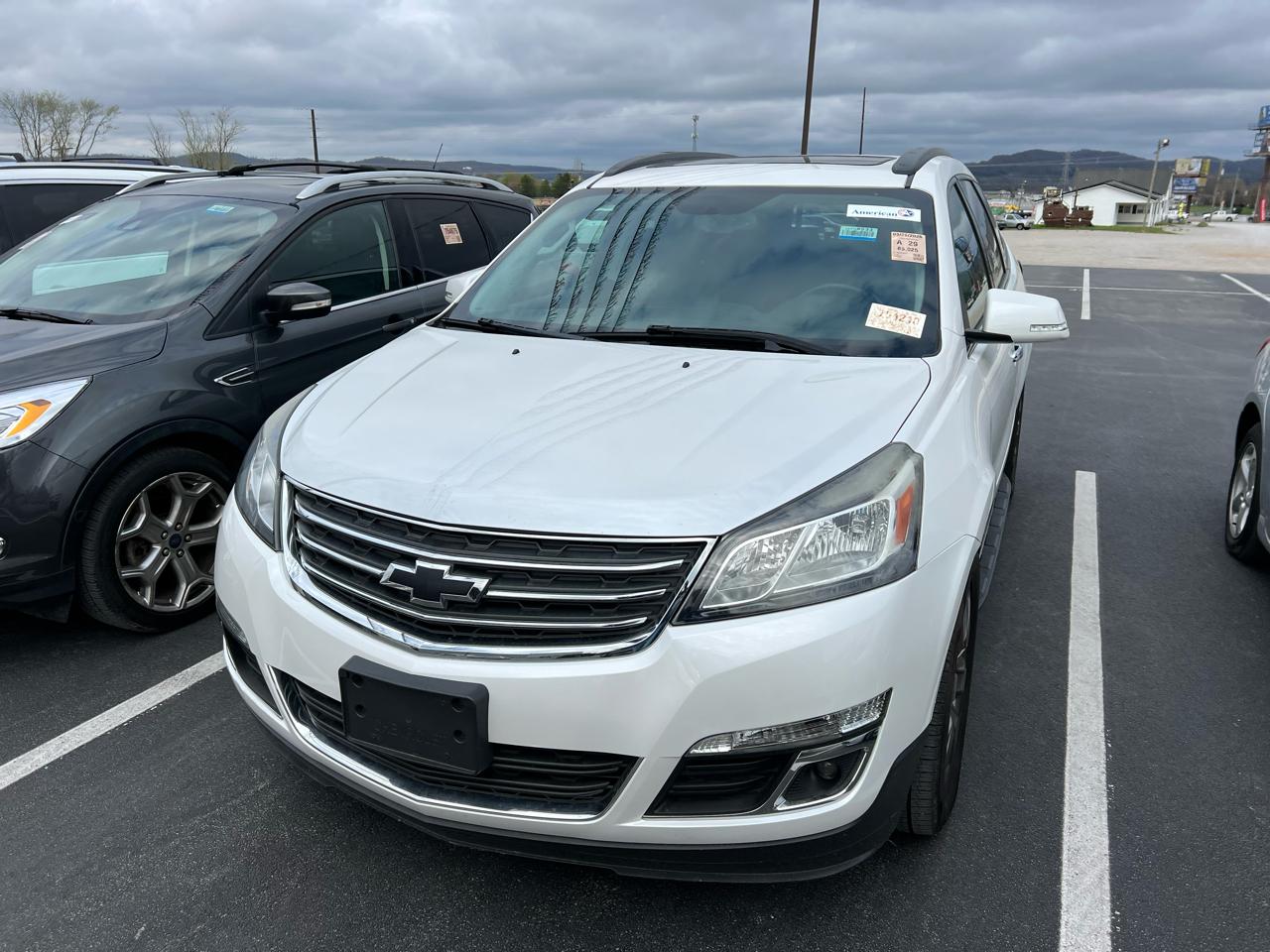 2017 Chevrolet Traverse 2LT FWD
