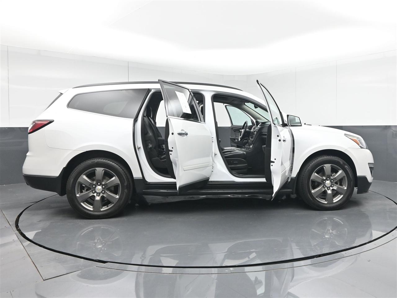 Chevrolet Traverse 2LT FWD 2017