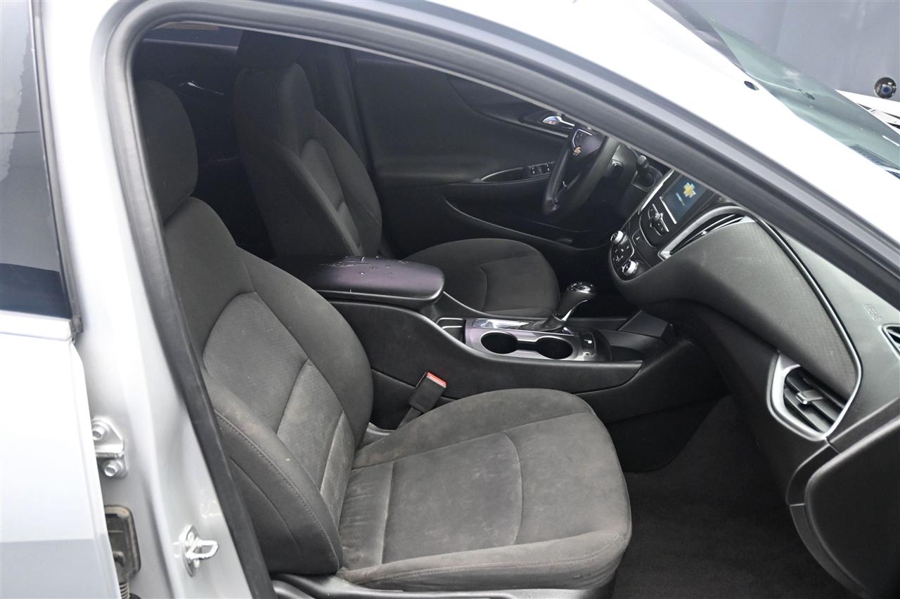Chevrolet Malibu LS 2018