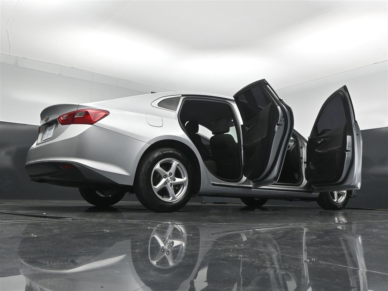 Chevrolet Malibu LS 2018