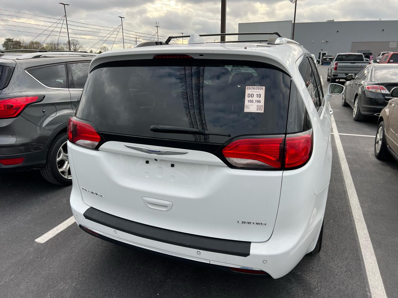 Chrysler Pacifica Limited 2020