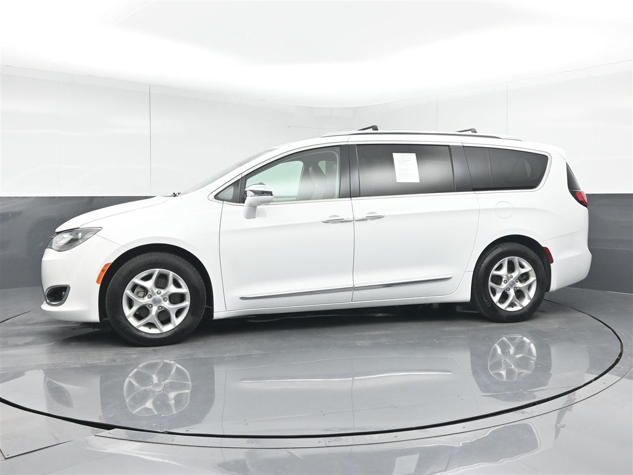 Chrysler Pacifica Limited 2020