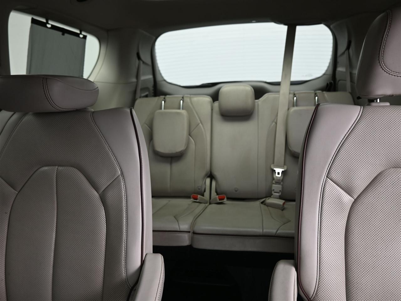 Chrysler Pacifica Limited 2020