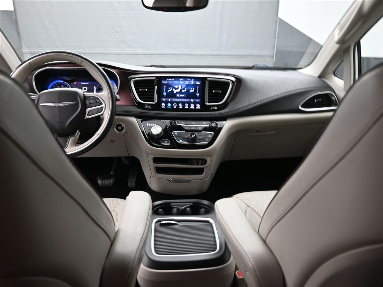 Chrysler Pacifica Limited 2020