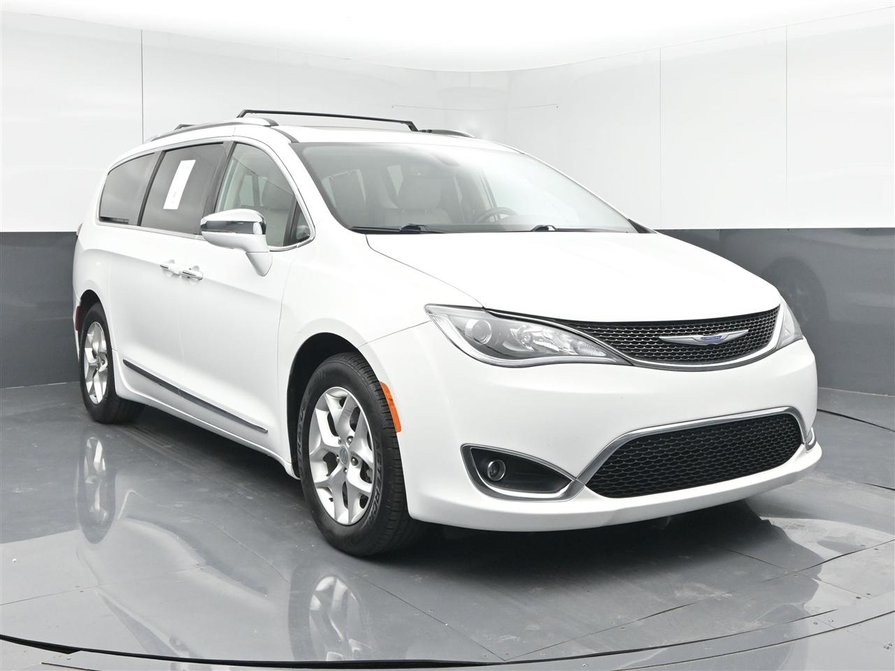 Chrysler Pacifica Limited 2020