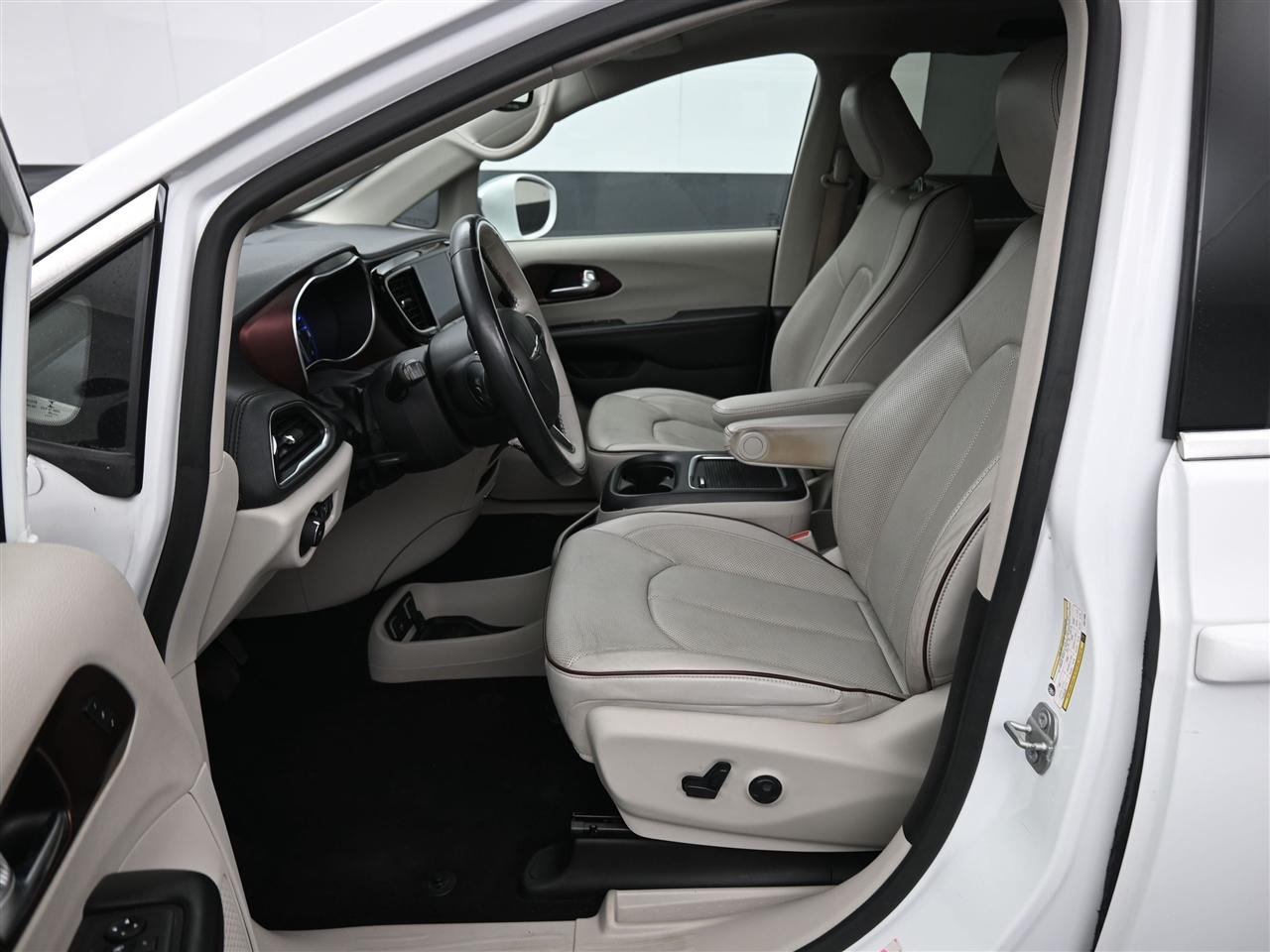 Chrysler Pacifica Limited 2020