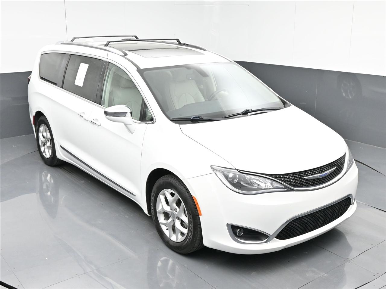 Chrysler Pacifica Limited 2020
