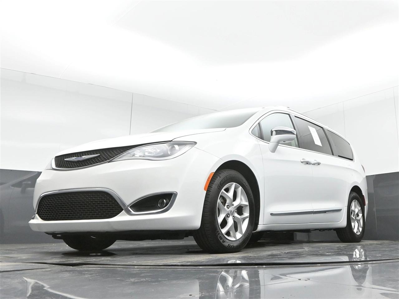 Chrysler Pacifica Limited 2020