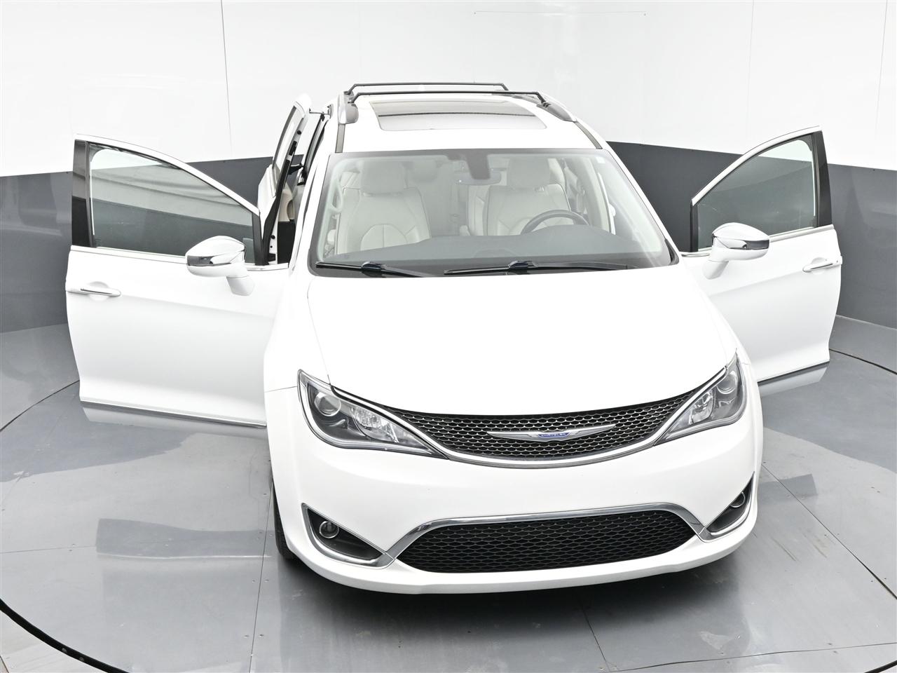 Chrysler Pacifica Limited 2020