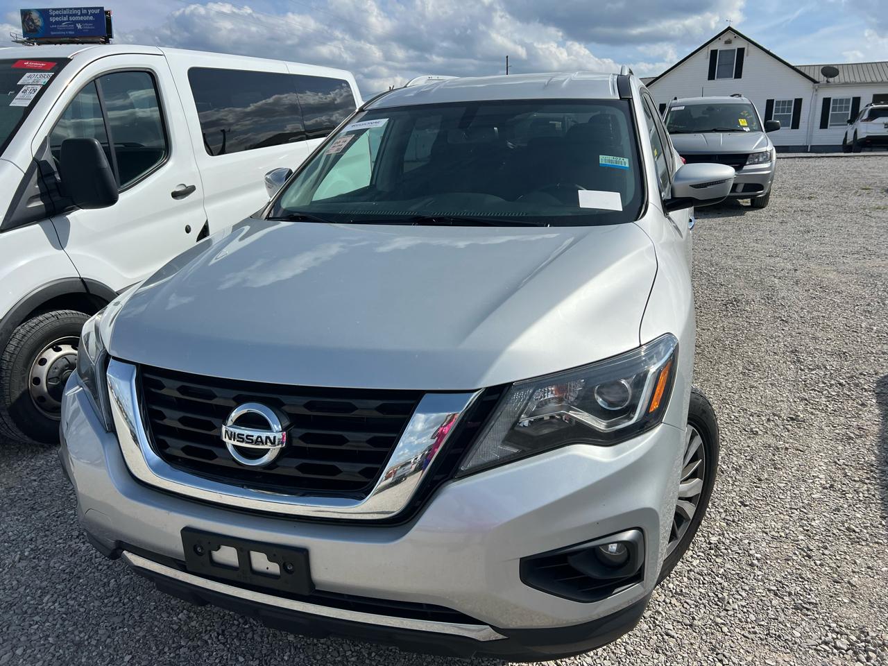 2020 Nissan Pathfinder SV 4WD