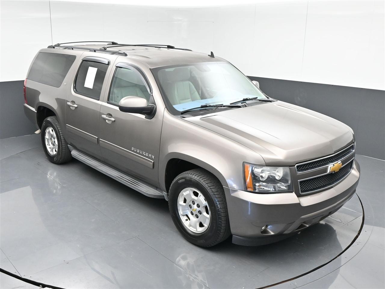 Chevrolet Suburban LT 1500 2WD 2013