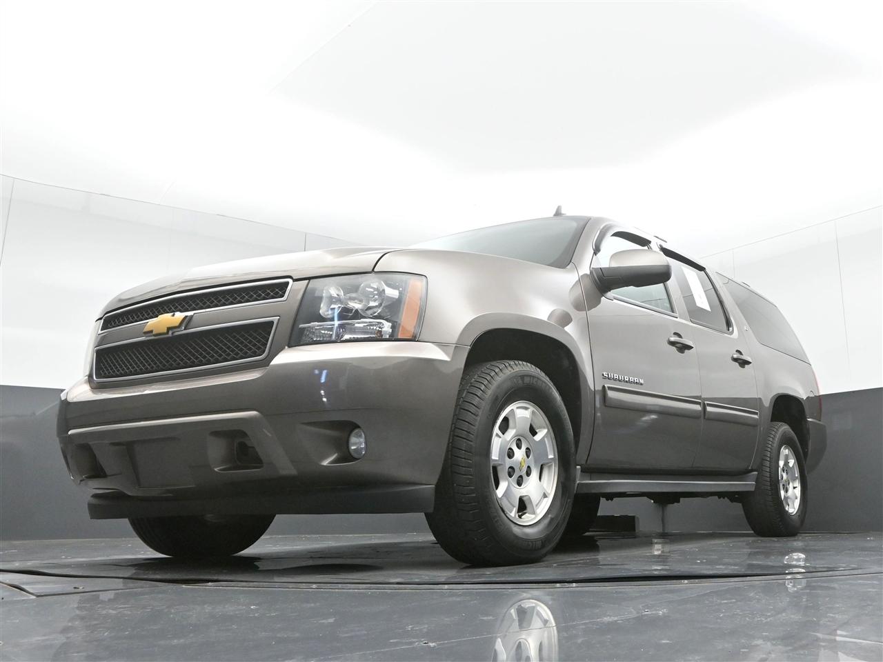 Chevrolet Suburban LT 1500 2WD 2013