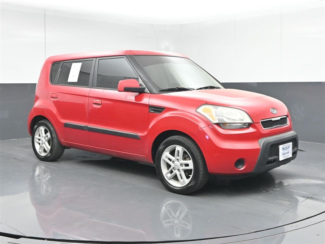 Kia Soul + 2010