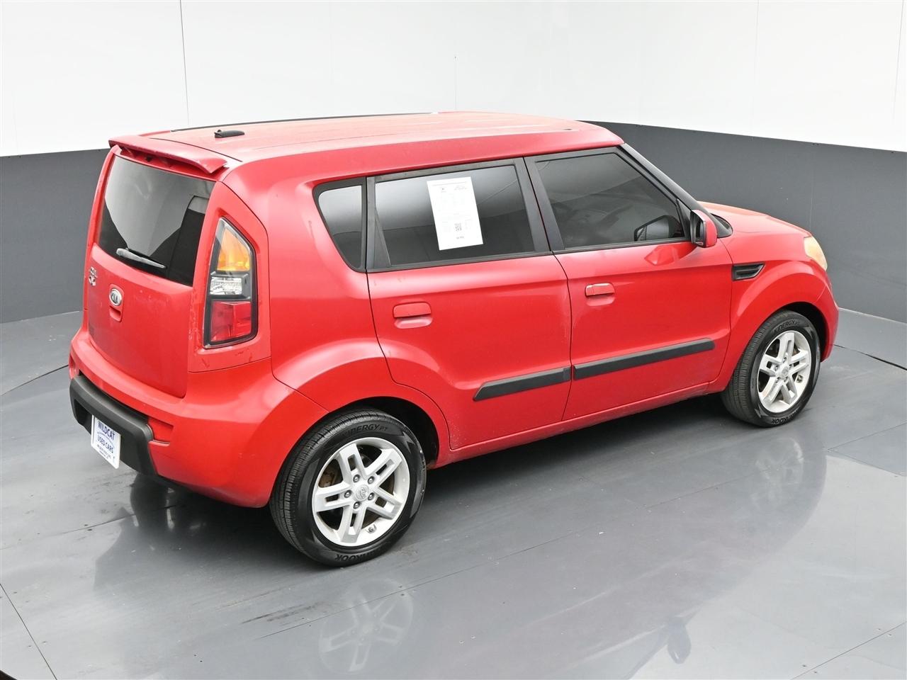 Kia Soul + 2010
