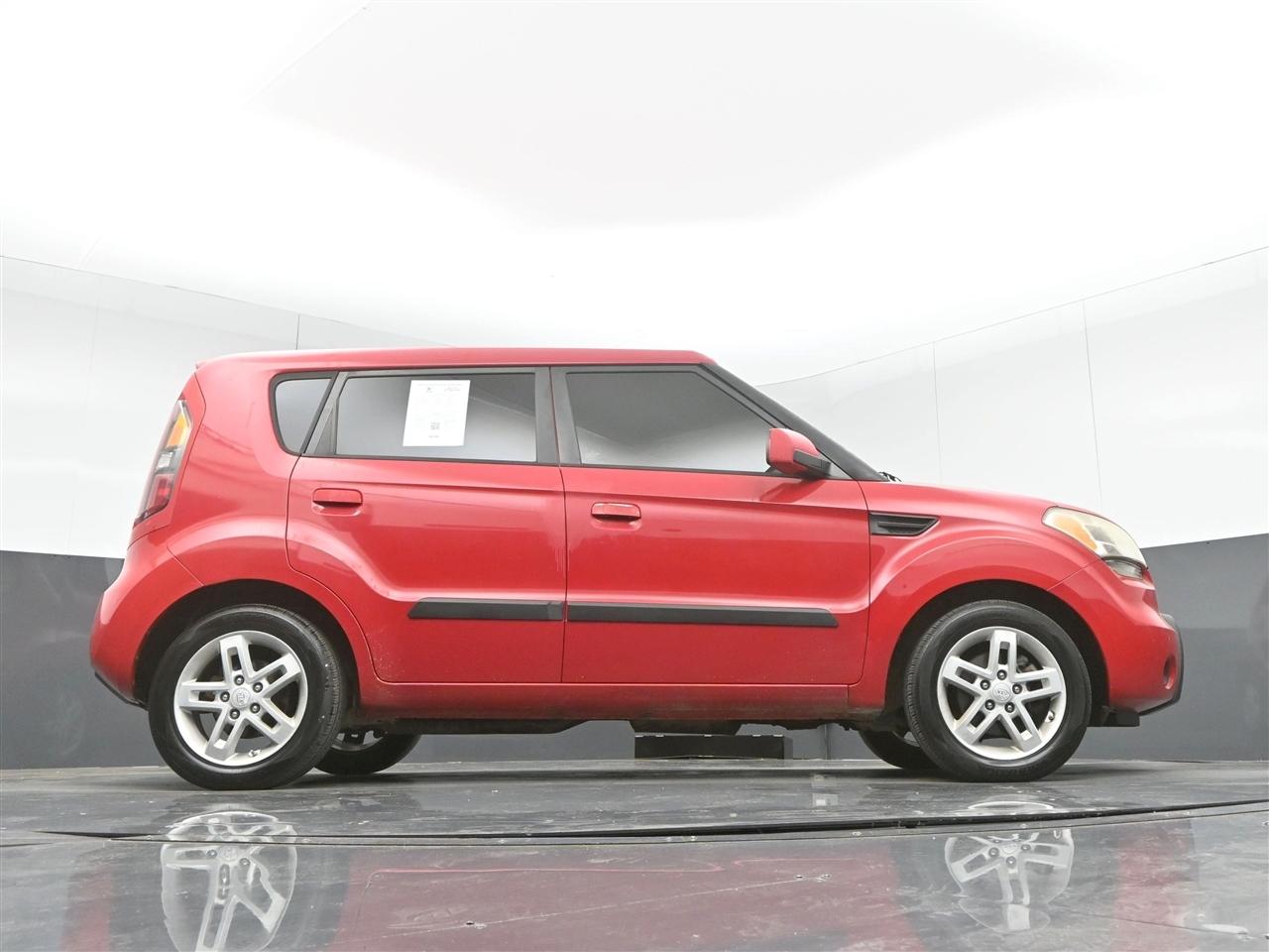 Kia Soul + 2010