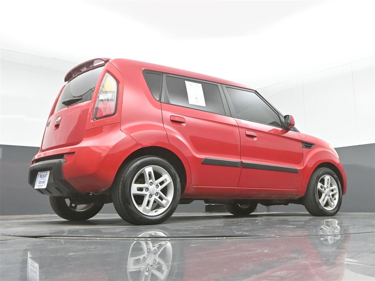 Kia Soul + 2010