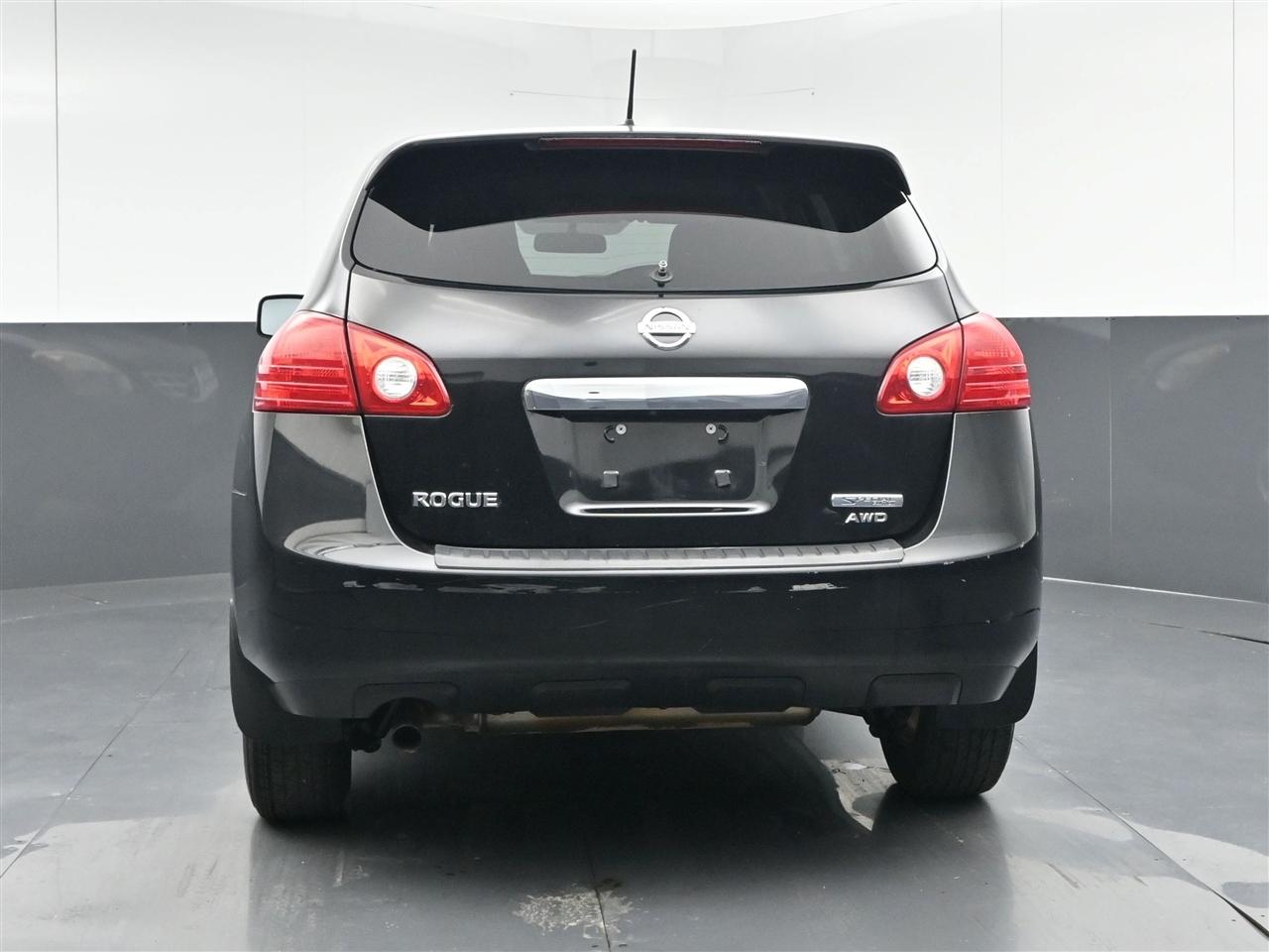 Nissan Rogue S AWD 2013