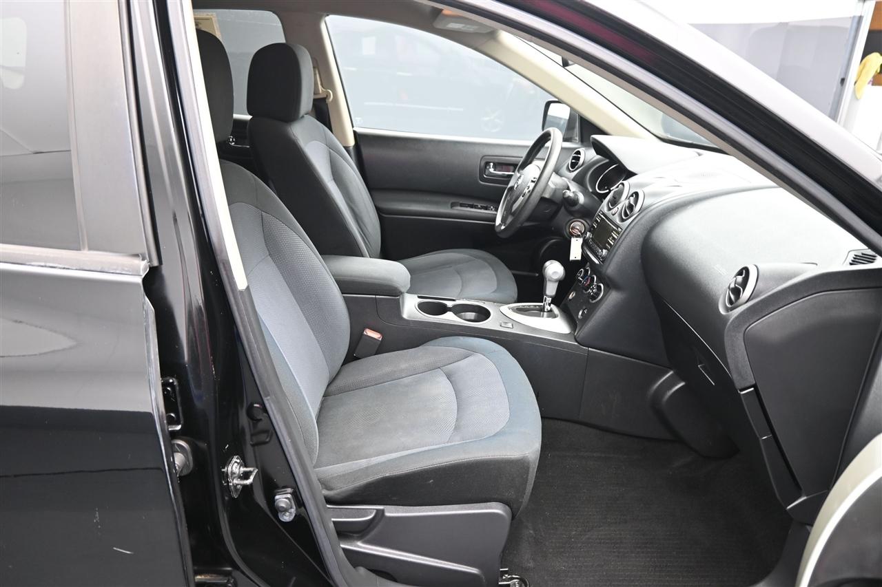 Nissan Rogue S AWD 2013