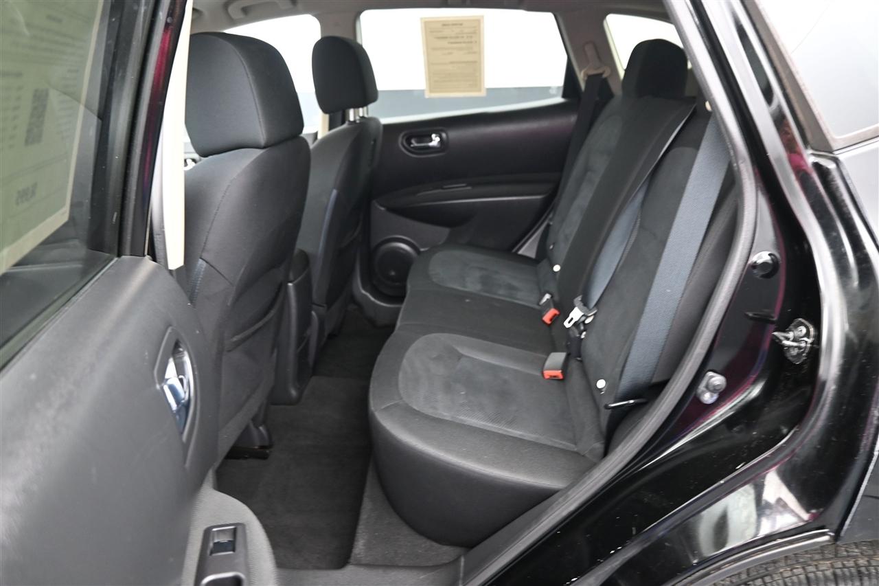 Nissan Rogue S AWD 2013