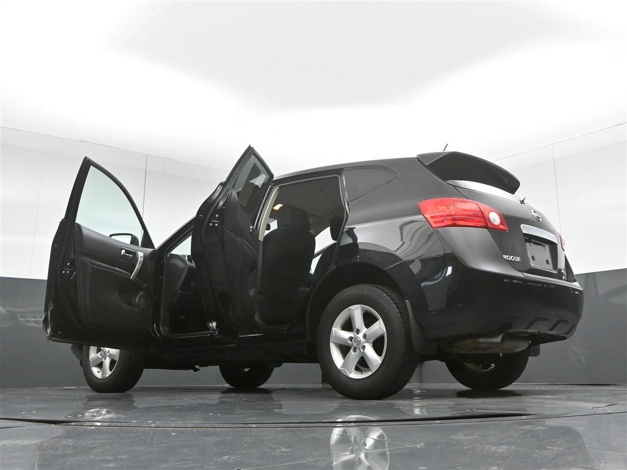Nissan Rogue S AWD 2013