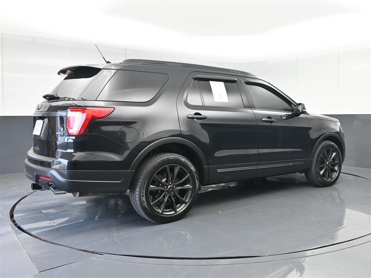 Ford Explorer XLT 4WD 2019