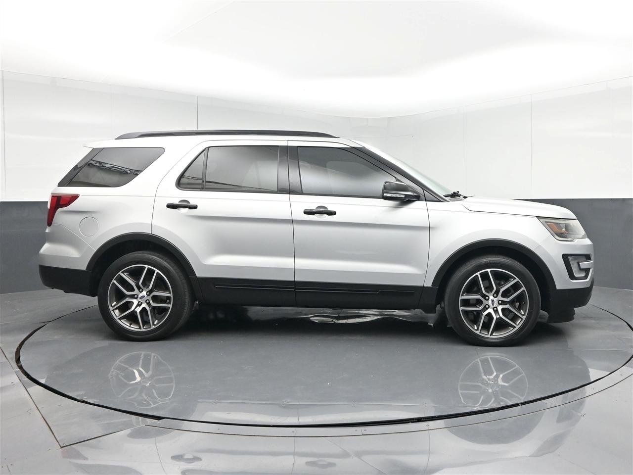 Ford Explorer Sport 4WD 2016
