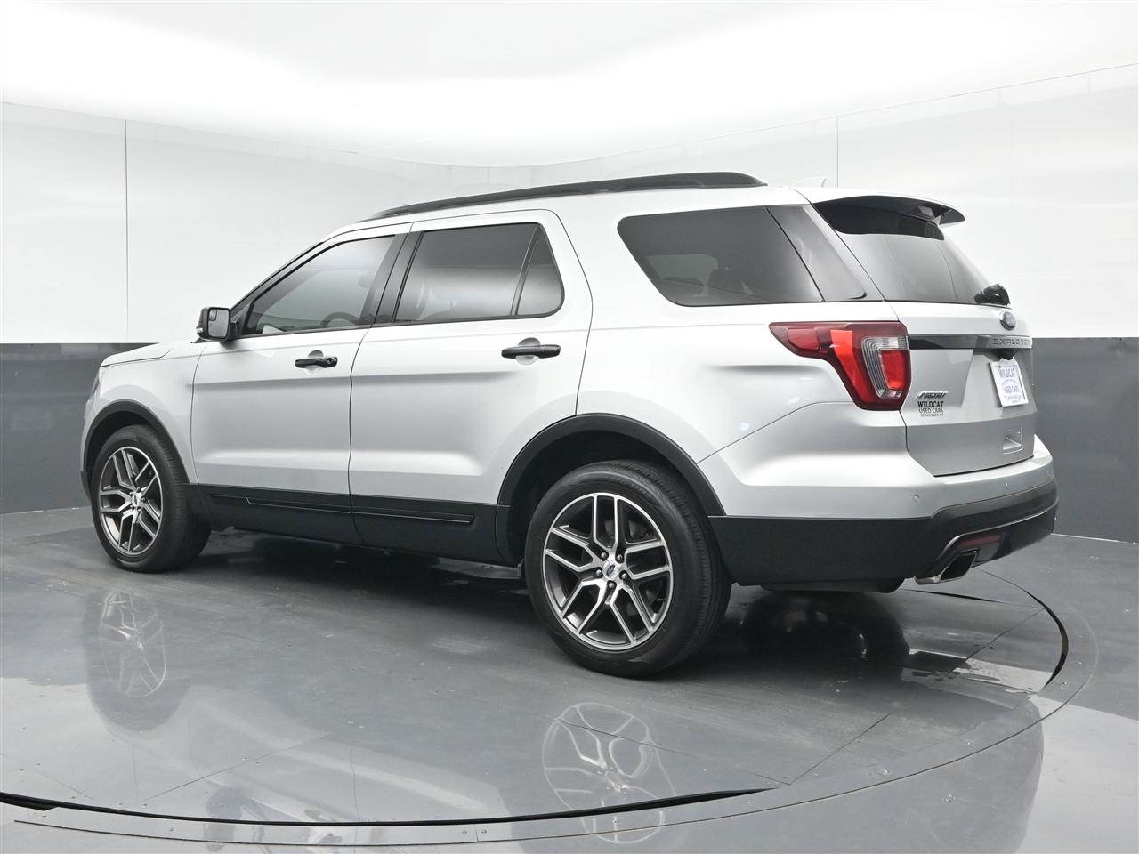 Ford Explorer Sport 4WD 2016