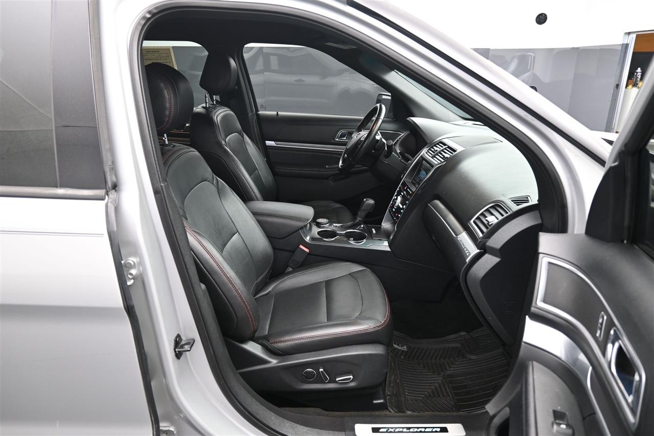 Ford Explorer Sport 4WD 2016