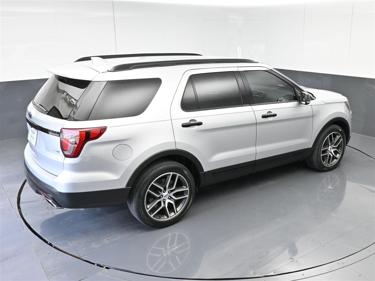 Ford Explorer Sport 4WD 2016