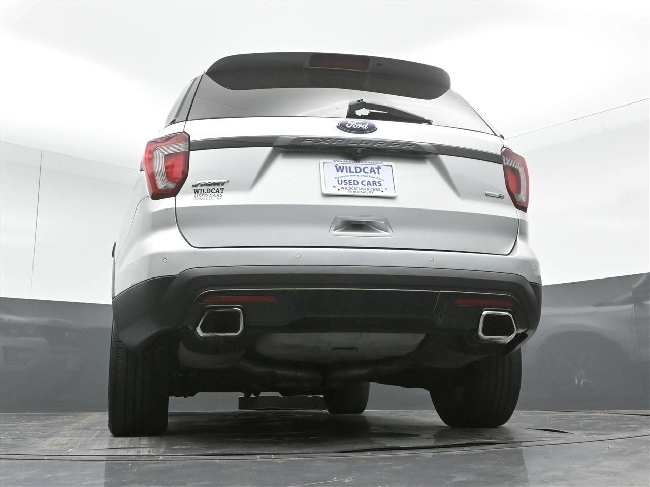 Ford Explorer Sport 4WD 2016
