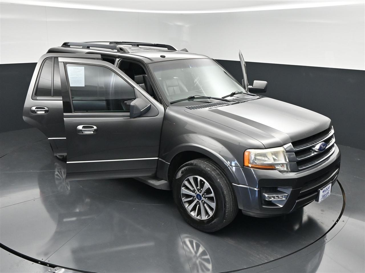 Ford Expedition XLT 2WD 2016
