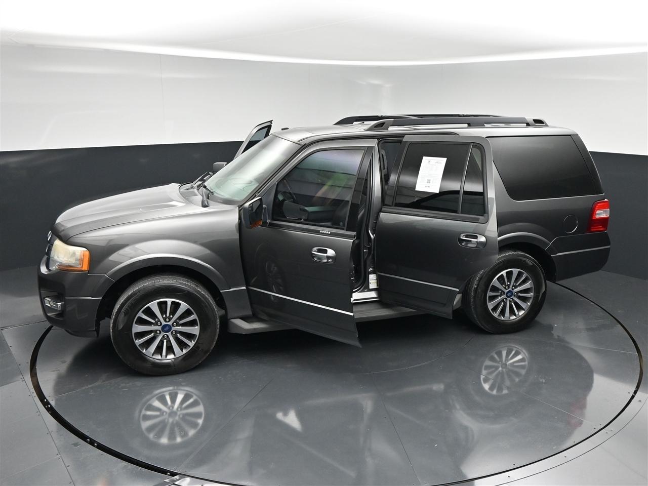 Ford Expedition XLT 2WD 2016