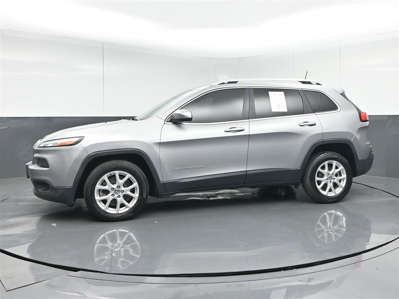 Jeep Cherokee Latitude FWD 2017
