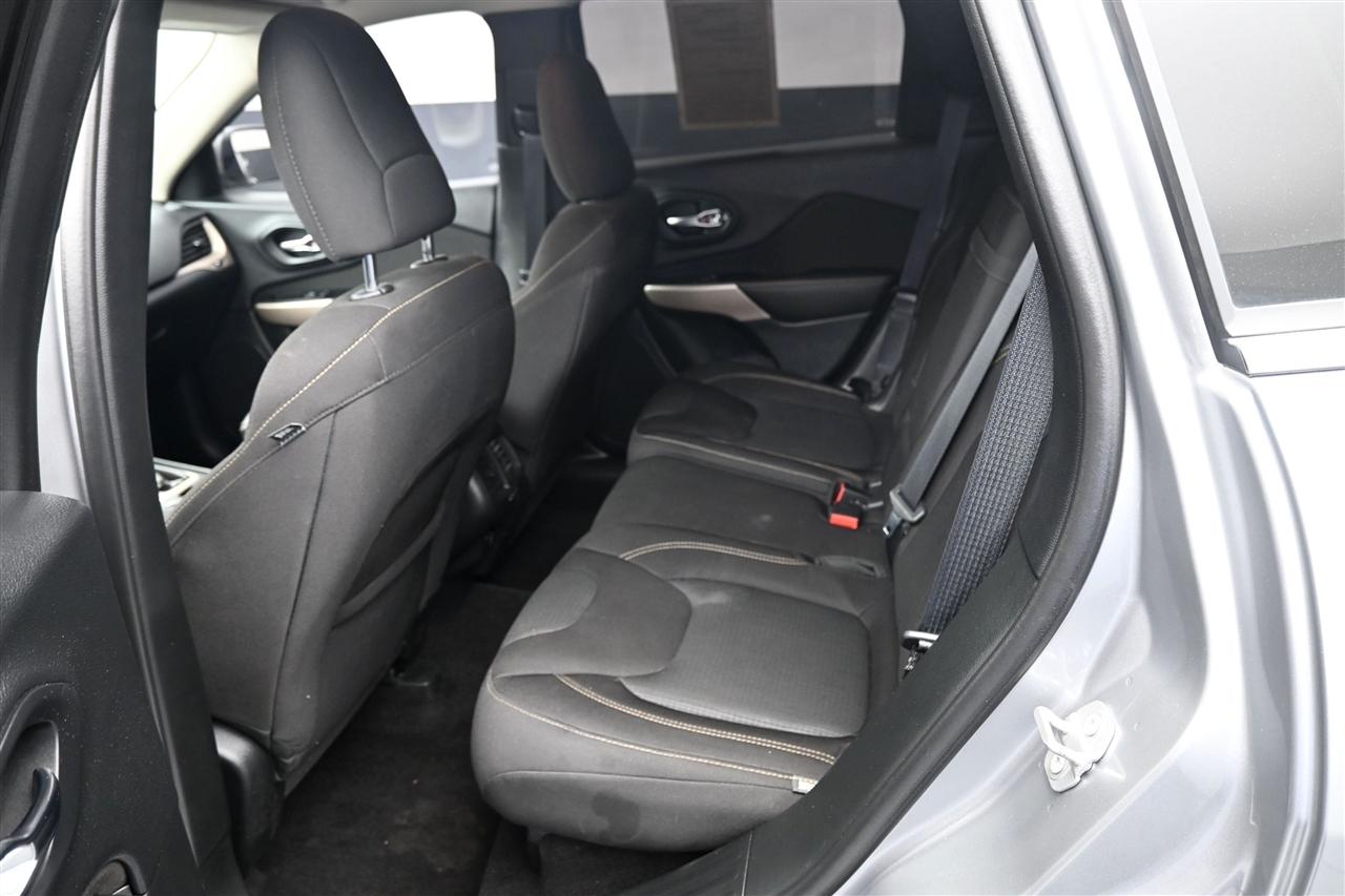 Jeep Cherokee Latitude FWD 2017