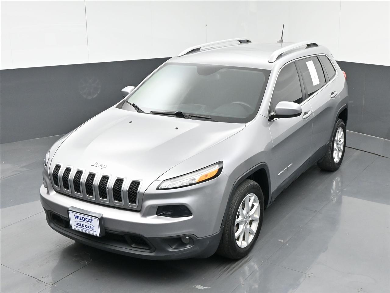 Jeep Cherokee Latitude FWD 2017