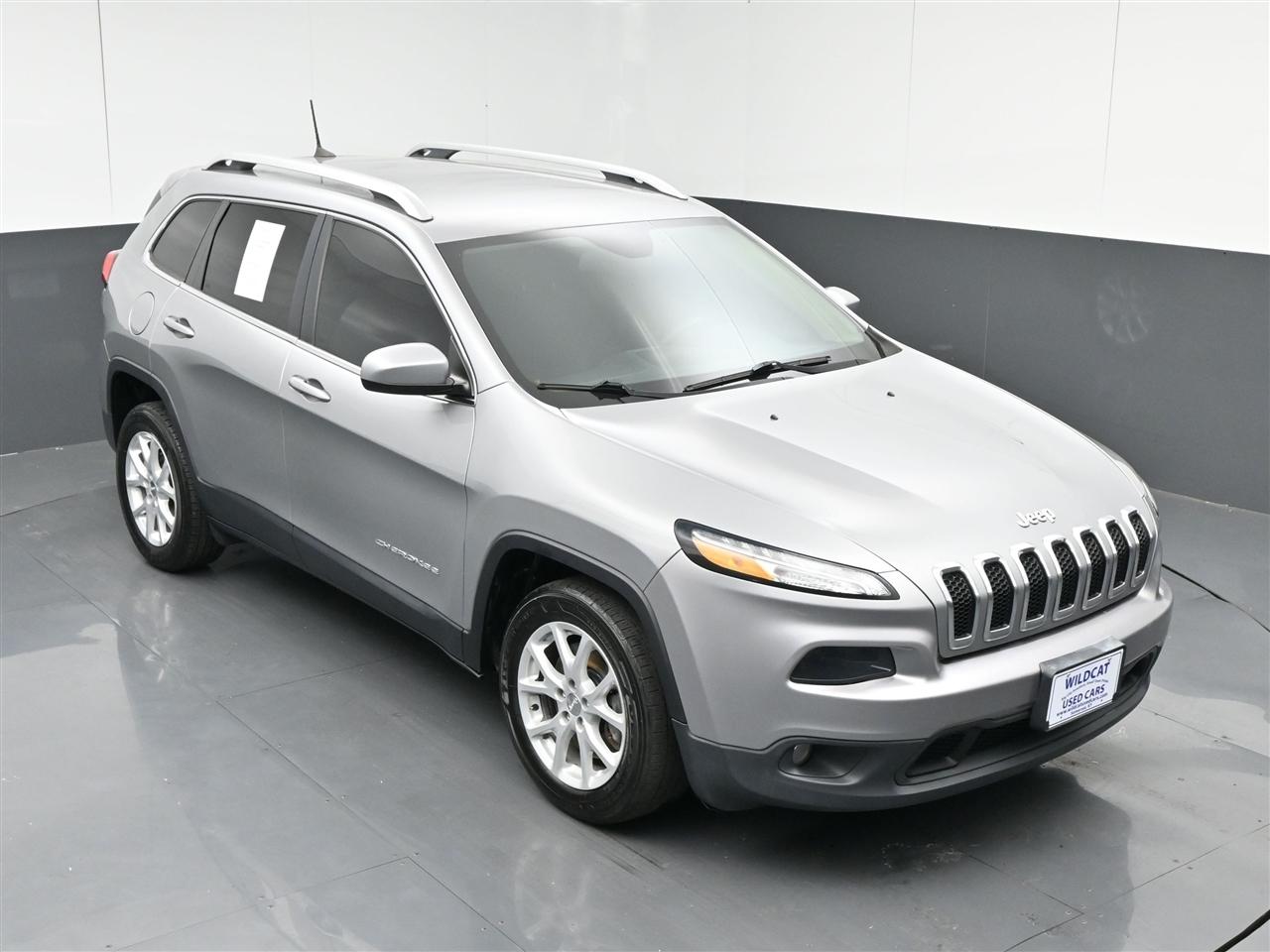 Jeep Cherokee Latitude FWD 2017