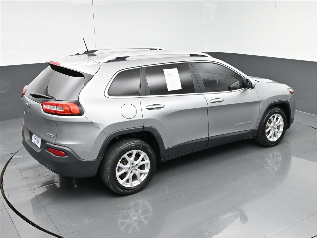 Jeep Cherokee Latitude FWD 2017
