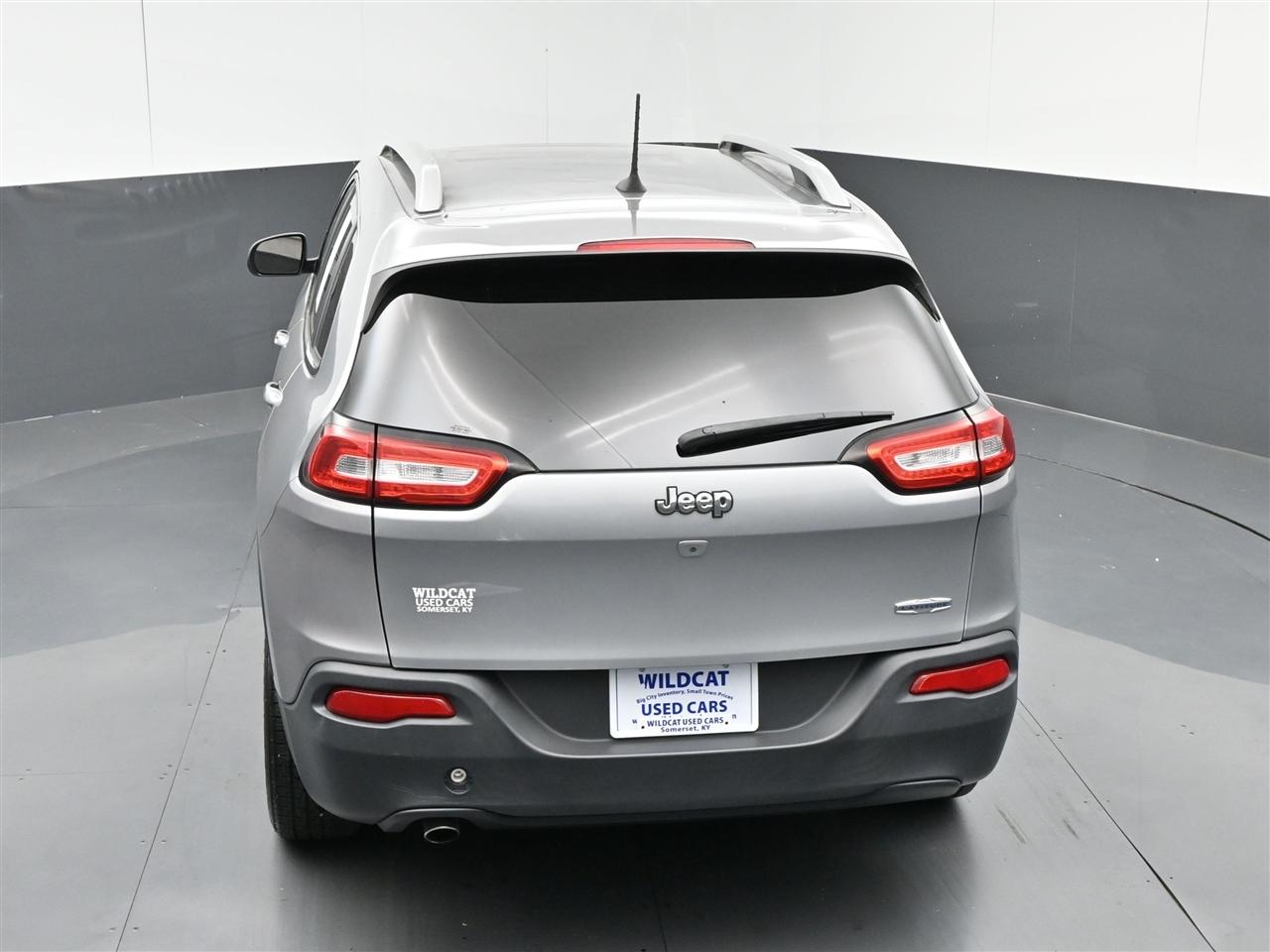 Jeep Cherokee Latitude FWD 2017