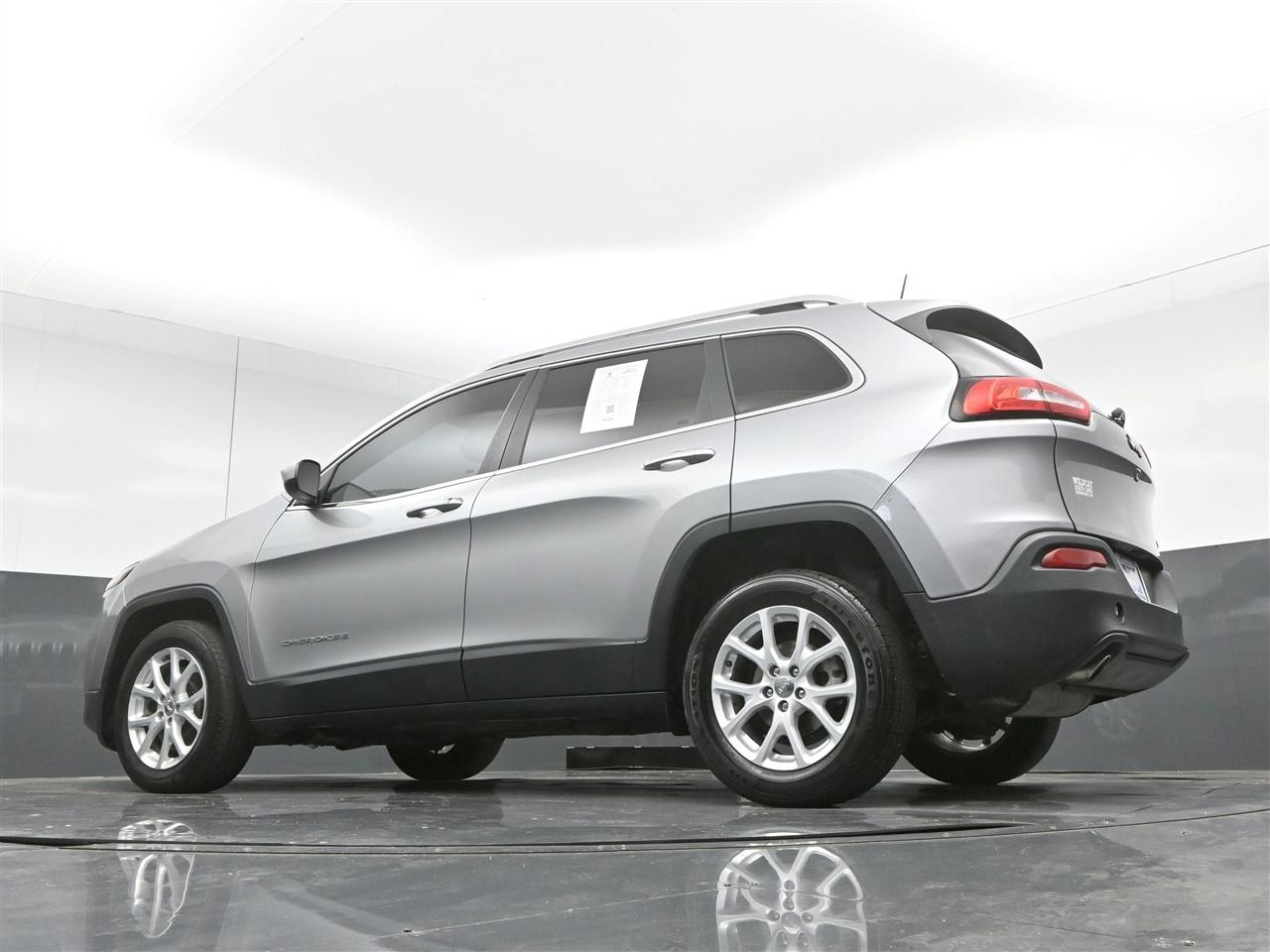 Jeep Cherokee Latitude FWD 2017