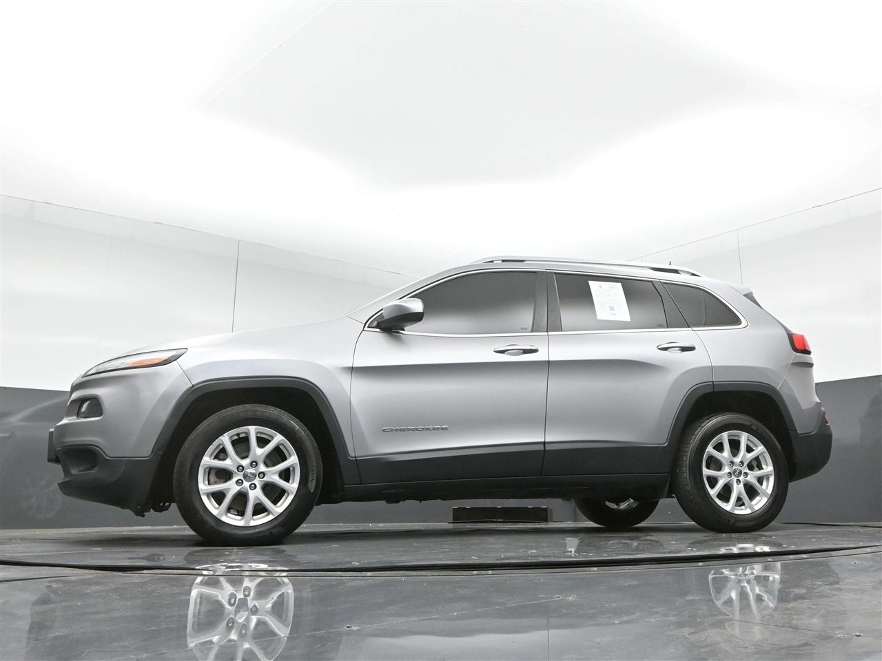 Jeep Cherokee Latitude FWD 2017