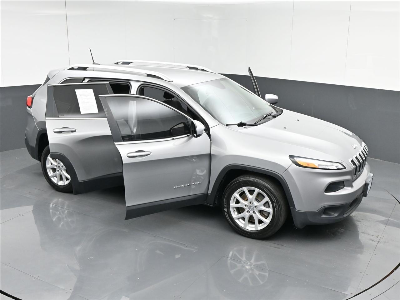 Jeep Cherokee Latitude FWD 2017