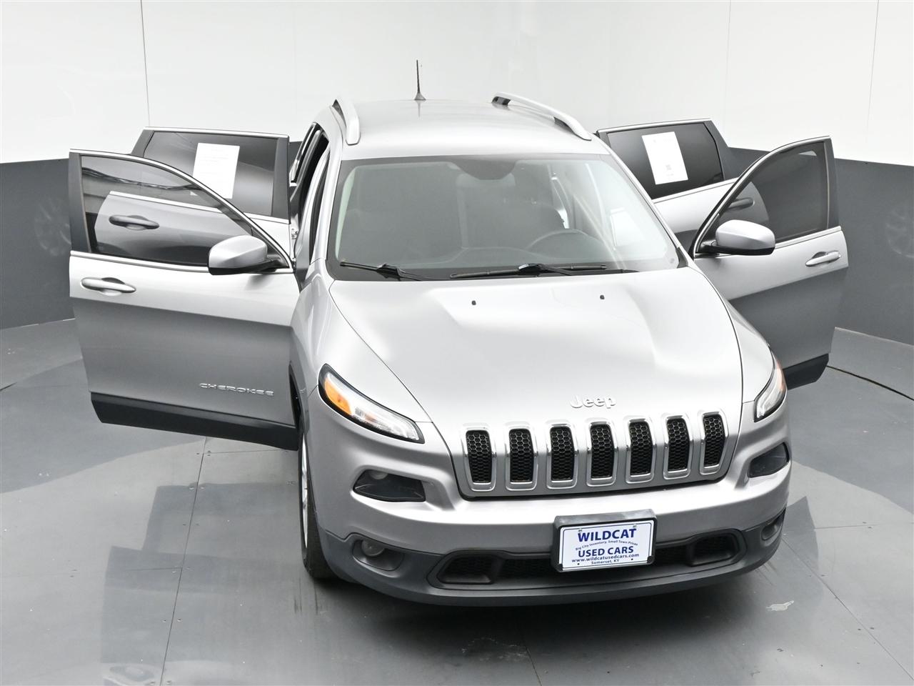 Jeep Cherokee Latitude FWD 2017