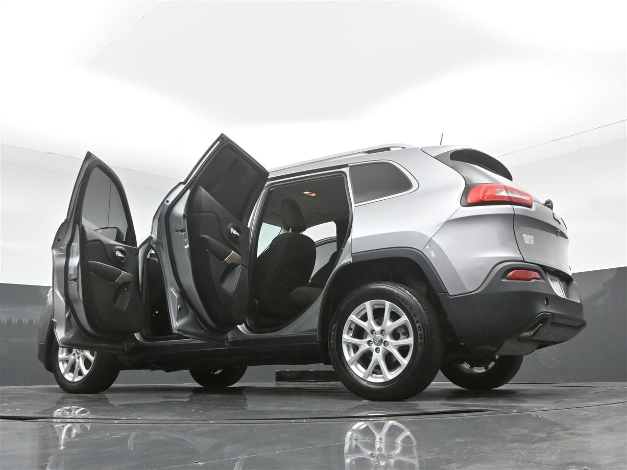 Jeep Cherokee Latitude FWD 2017