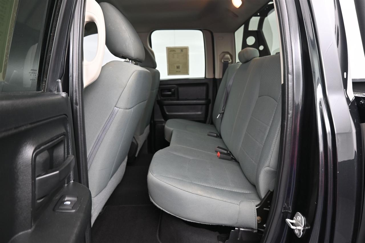 RAM 1500 Tradesman Quad Cab 4WD 2017