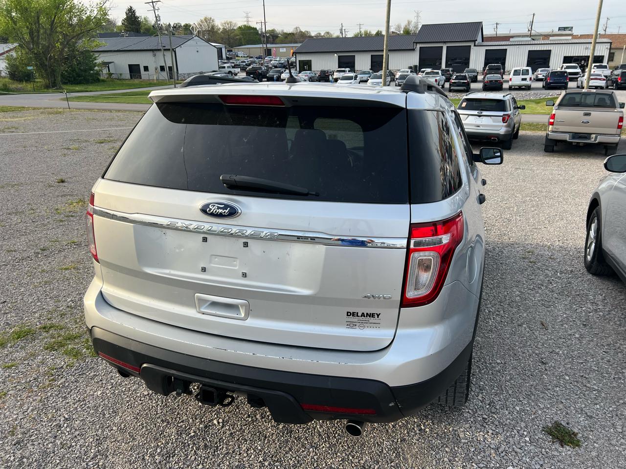 Ford Explorer Base 4WD 2015