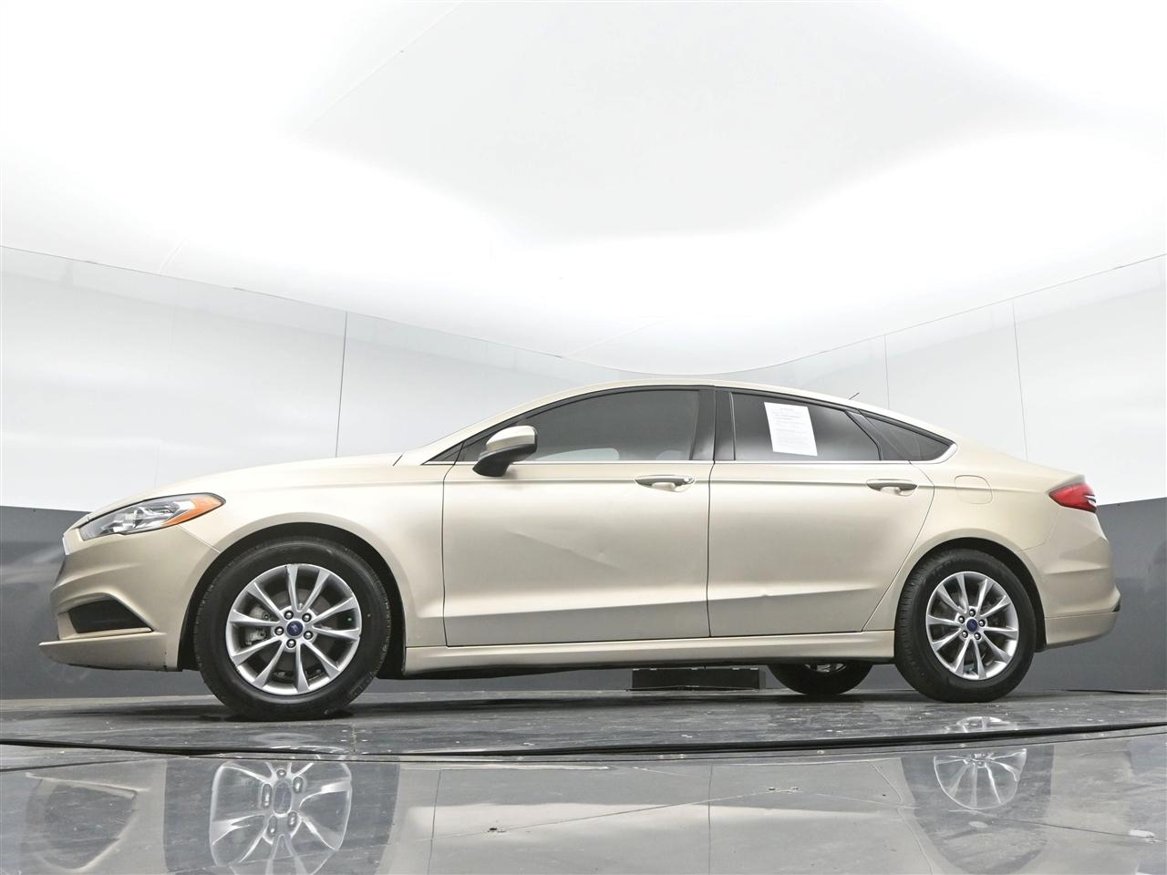 Ford Fusion SE 2017