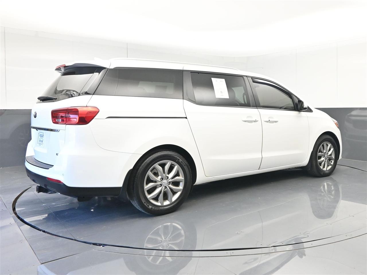Kia Sedona LX 2019
