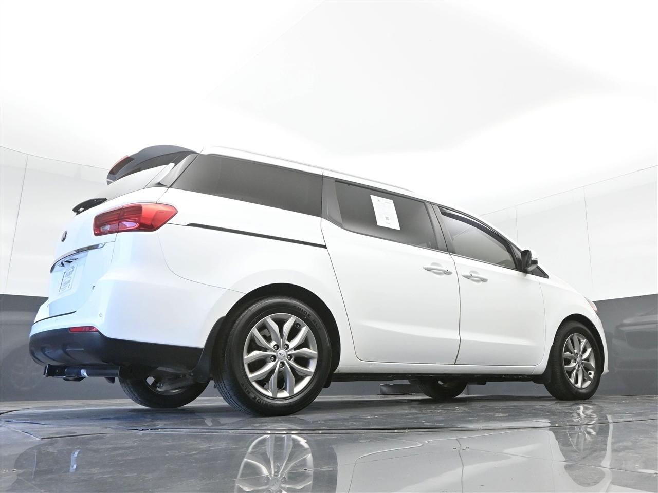 Kia Sedona LX 2019