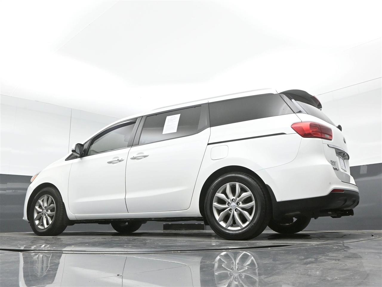 Kia Sedona LX 2019