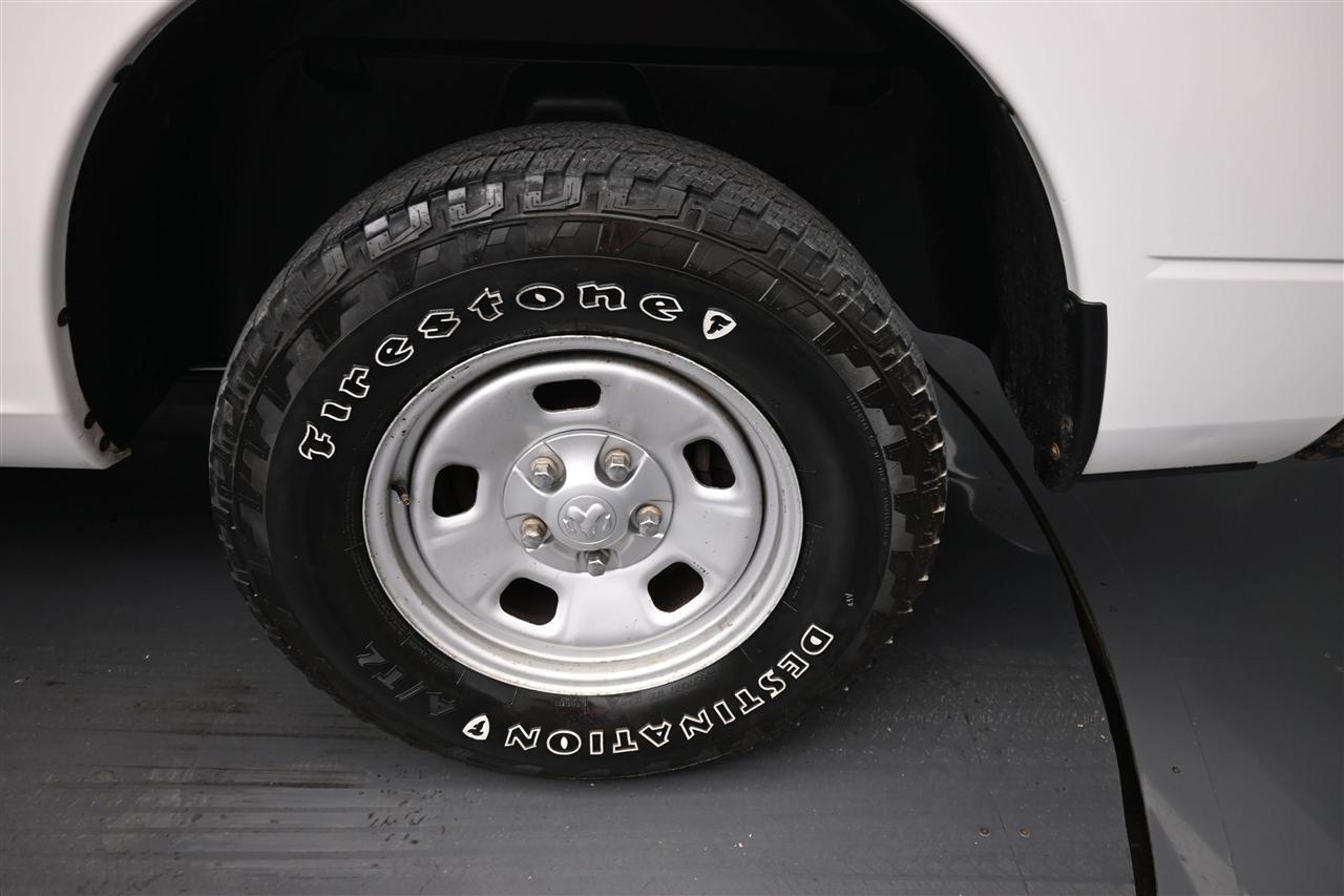RAM 1500 Classic Tradesman Quad Cab 4WD 2019